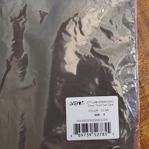 💚 Widow Down Town Tail Tank 💚 - Picture 3 of 8